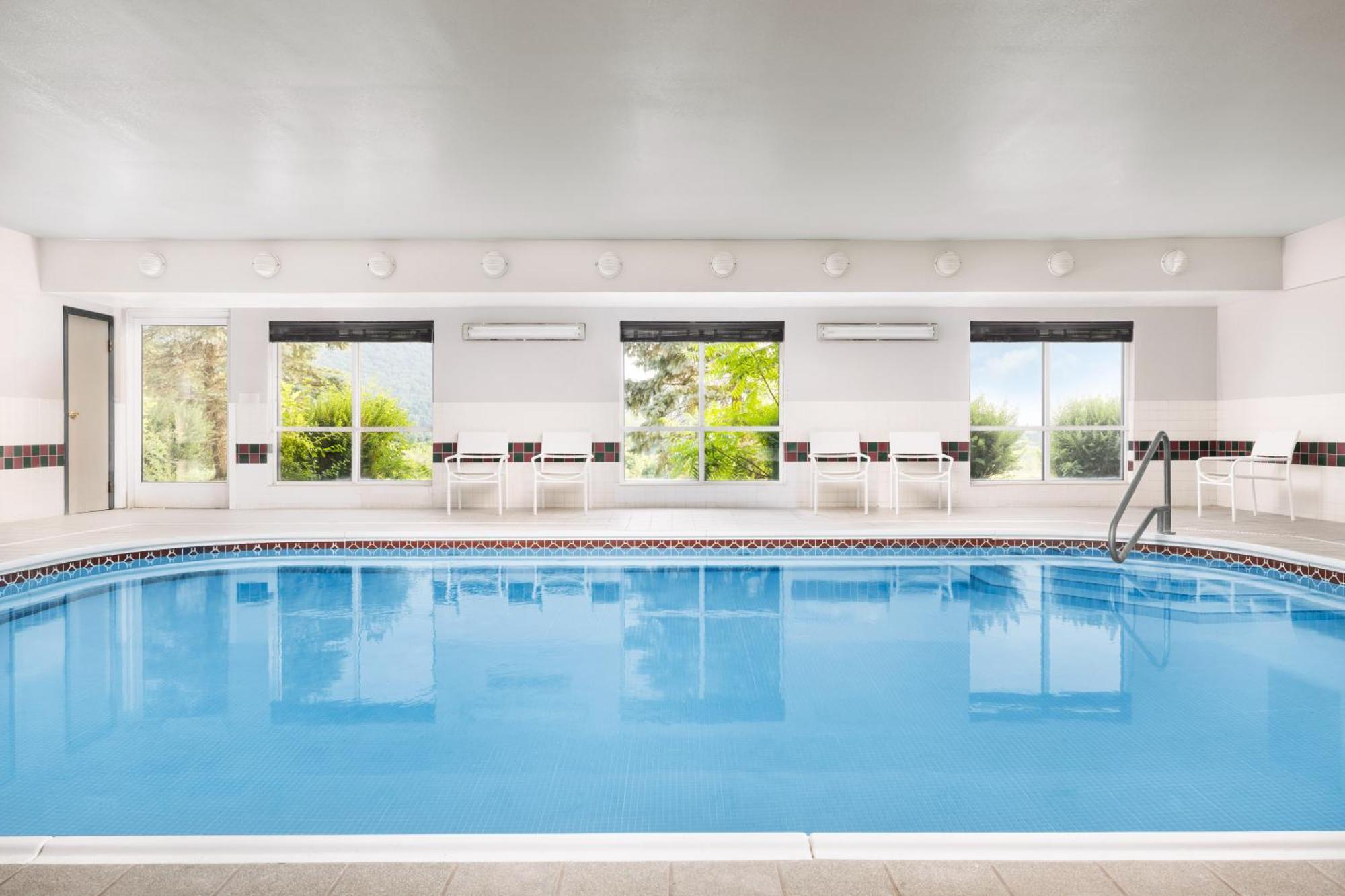 Country Inn & Suites By Radisson, Big Flats Horseheads Zewnętrze zdjęcie